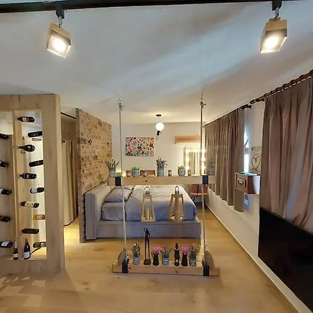 Frequency 286 Appartamento Tirana