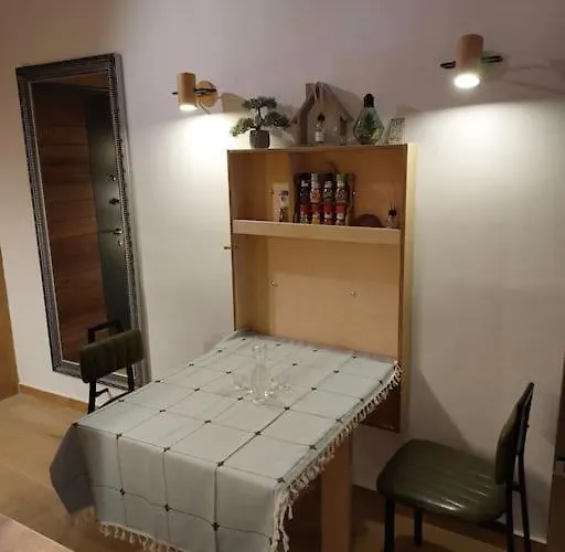 Frequency 286 * ティラナ